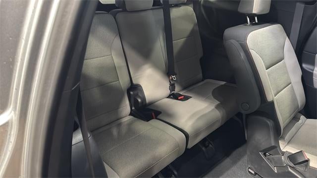 2025 Chevrolet Traverse LT w/2LT