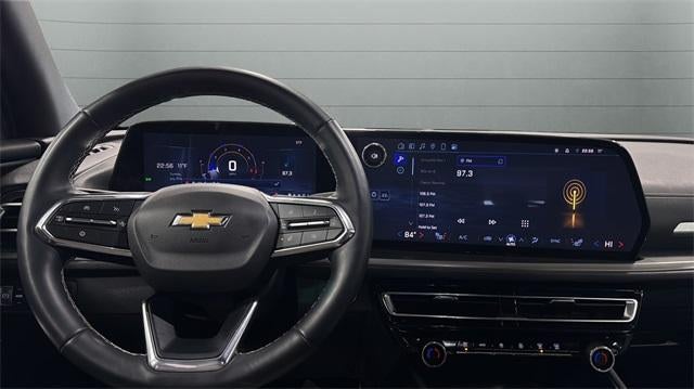 2025 Chevrolet Traverse LT w/2LT