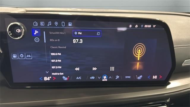 2025 Chevrolet Traverse LT w/2LT