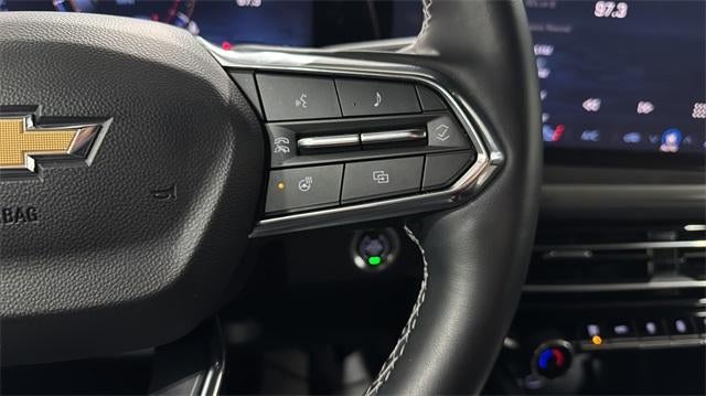 2025 Chevrolet Traverse LT w/2LT