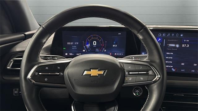 2025 Chevrolet Traverse LT w/2LT