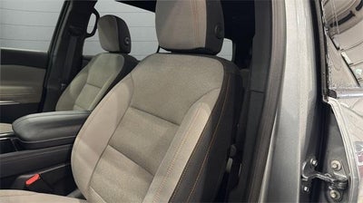 2025 Chevrolet Traverse LT w/2LT