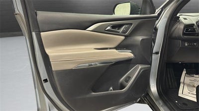 2025 Chevrolet Traverse LT w/2LT