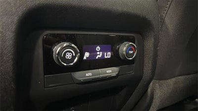 2025 Chevrolet Traverse LT w/2LT