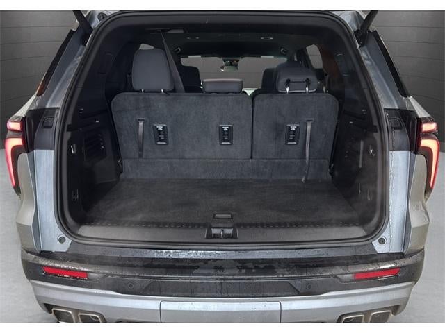 2025 Chevrolet Traverse LT w/2LT