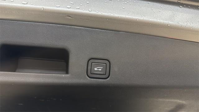 2025 Chevrolet Traverse LT w/2LT