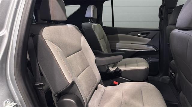 2025 Chevrolet Traverse LT w/2LT