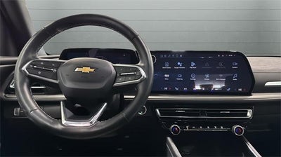 2025 Chevrolet Traverse LT w/2LT