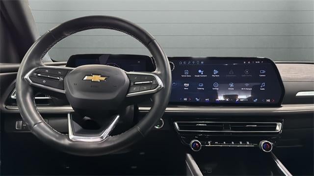 2025 Chevrolet Traverse LT w/2LT