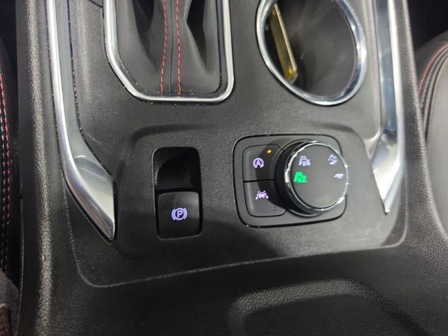 2023 Chevrolet Traverse AWD 2LT
