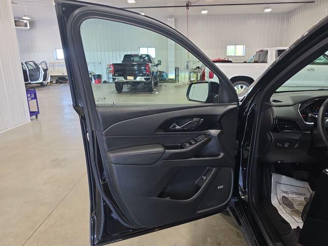 2023 Chevrolet Traverse AWD 2LT