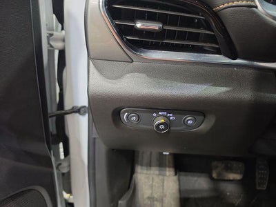 2021 Chevrolet Traverse AWD 2LT