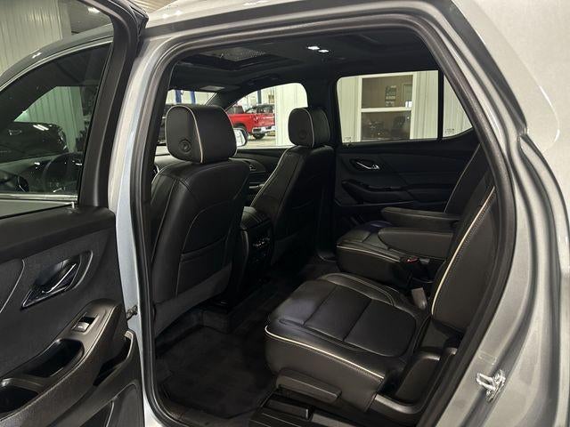 2023 Chevrolet Traverse Base