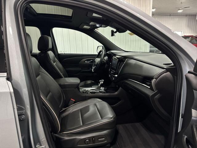 2023 Chevrolet Traverse Base