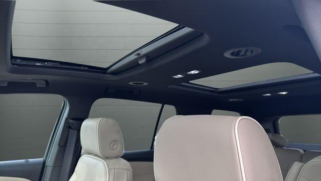 2023 Chevrolet Traverse Base