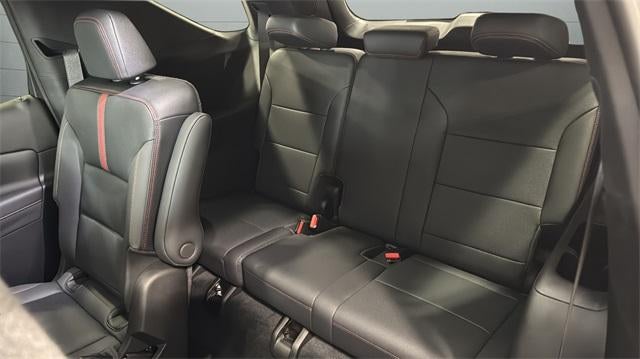 2024 Chevrolet Traverse RS w/2RS