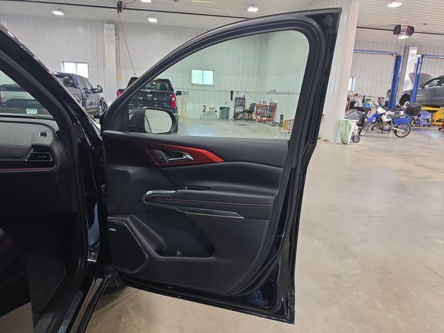 2025 Chevrolet Traverse RS w/2RS