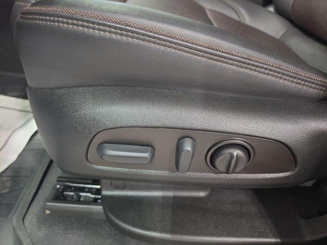 2023 Chevrolet Traverse AWD 2LZ