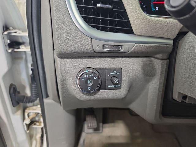 2015 Chevrolet Traverse FWD 2LT