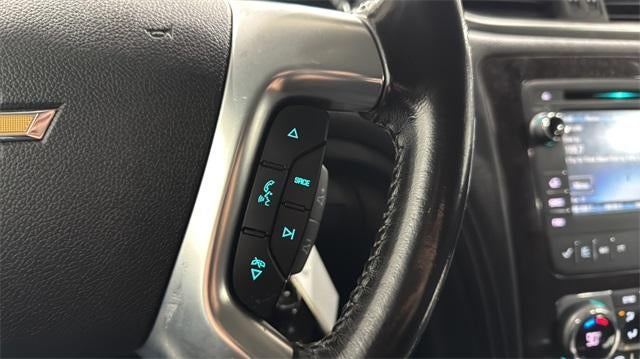 2017 Chevrolet Traverse AWD 2LT