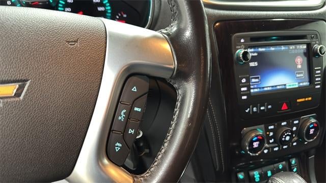 2017 Chevrolet Traverse AWD 2LT