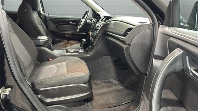 2017 Chevrolet Traverse AWD 2LT