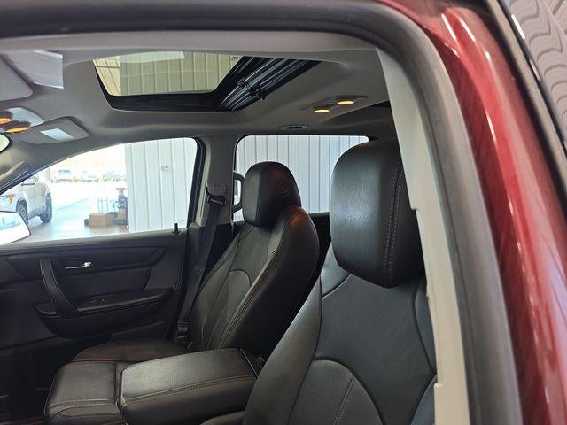 2017 Chevrolet Traverse AWD 2LT