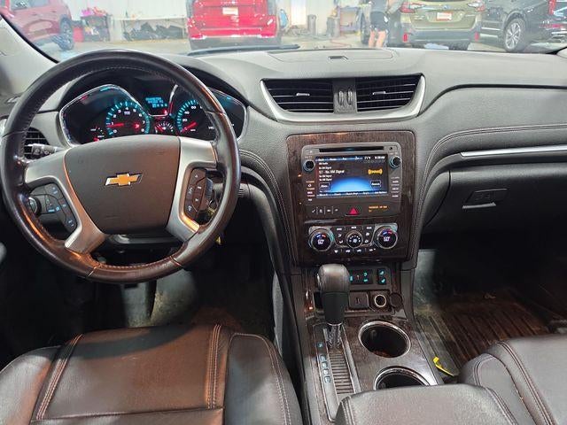 2017 Chevrolet Traverse AWD 2LT