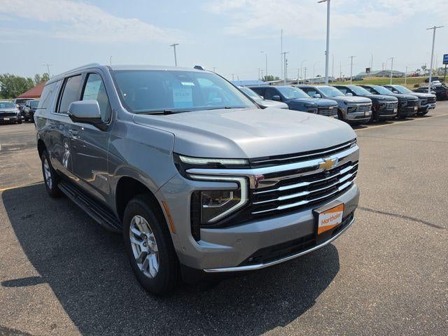 2026 Chevrolet Suburban 4WD LT
