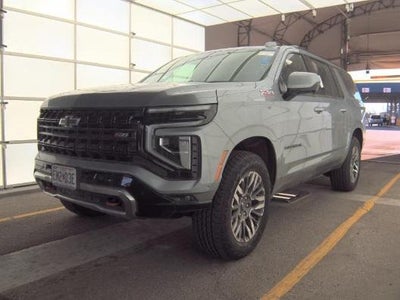 2025 Chevrolet Suburban 4WD Z71