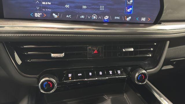 2025 Chevrolet Suburban 4WD Z71