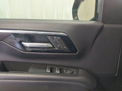 2025 Chevrolet Suburban 4WD Z71