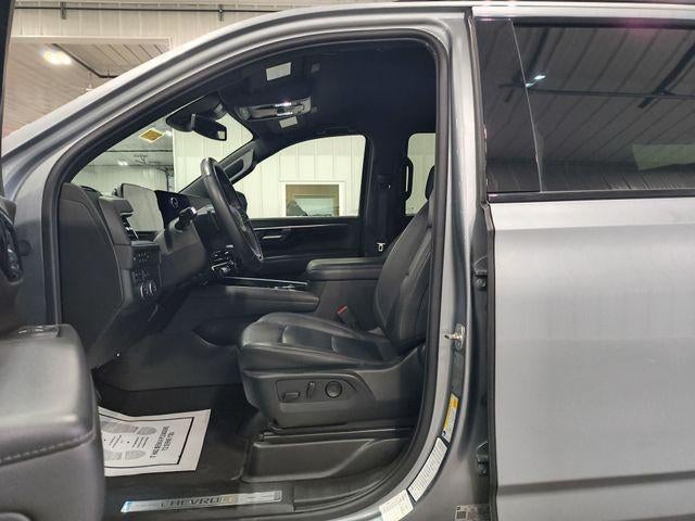 2025 Chevrolet Suburban 4WD Z71