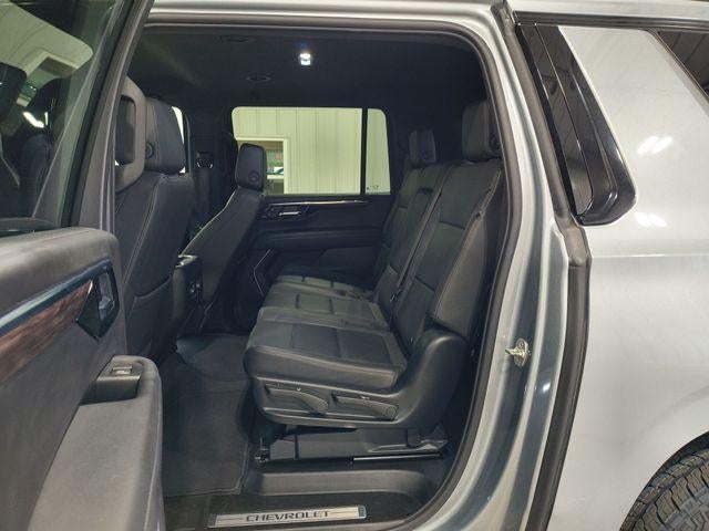 2025 Chevrolet Suburban 4WD Z71