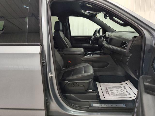 2025 Chevrolet Suburban 4WD Z71