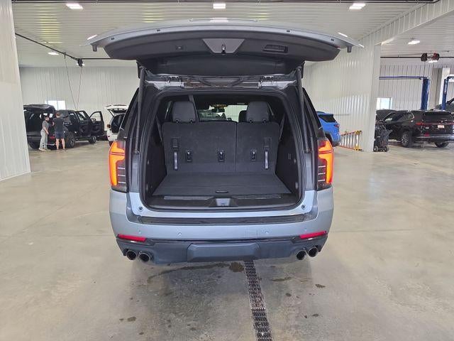 2025 Chevrolet Suburban 4WD Z71