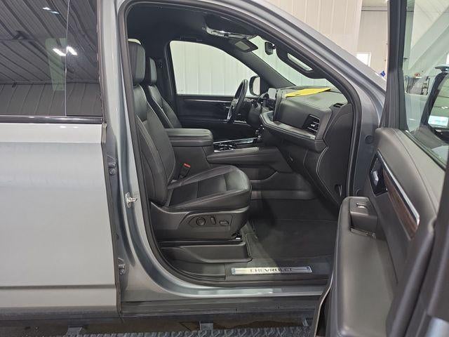 2025 Chevrolet Suburban 4WD Z71