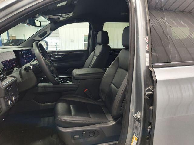 2025 Chevrolet Suburban 4WD Z71