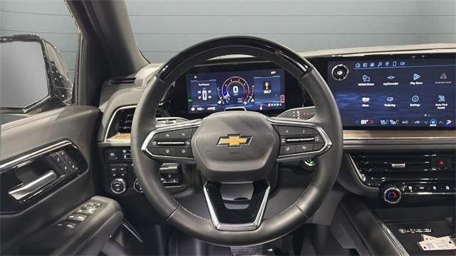 2025 Chevrolet Suburban 4WD High Country