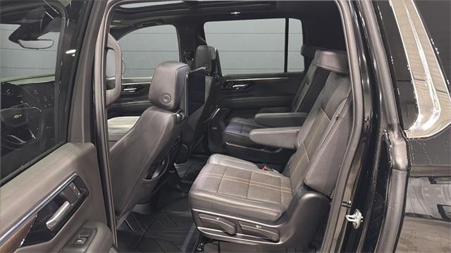 2025 Chevrolet Suburban 4WD High Country