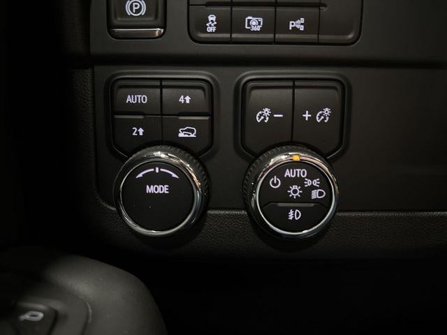 2025 Chevrolet Suburban 4WD High Country