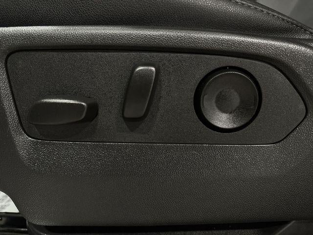 2025 Chevrolet Tahoe 4WD LT