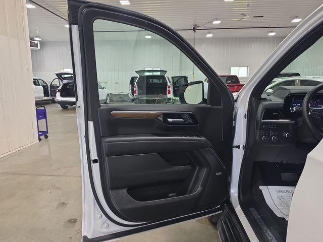 2025 Chevrolet Tahoe 4WD High Country