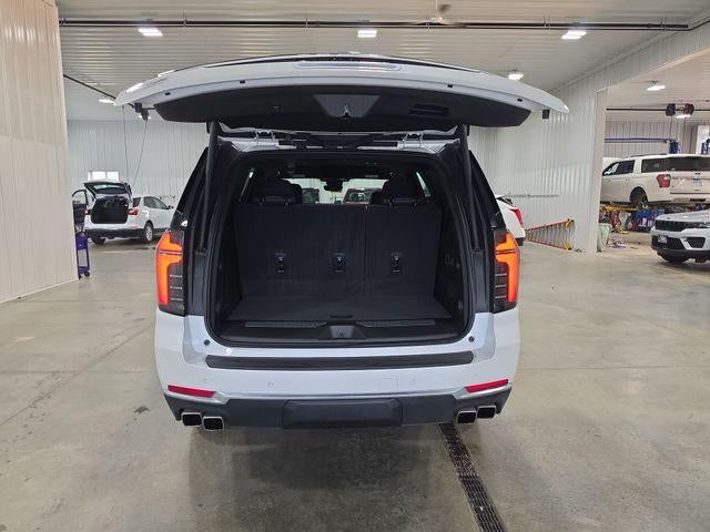 2025 Chevrolet Tahoe 4WD High Country