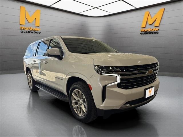 2022 Chevrolet Suburban 4WD LT