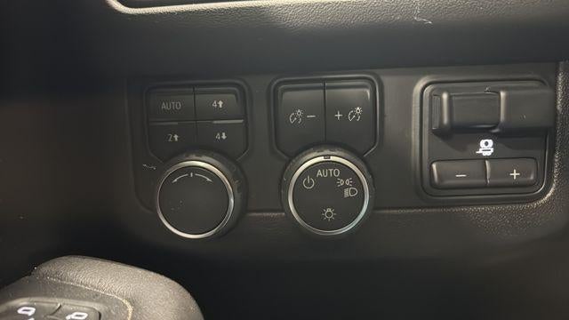 2021 Chevrolet Suburban 4WD LT