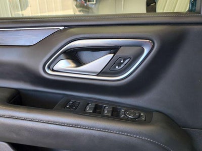 2022 Chevrolet Suburban 4WD LT