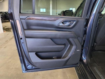 2022 Chevrolet Suburban 4WD LT