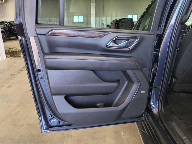 2022 Chevrolet Suburban 4WD LT