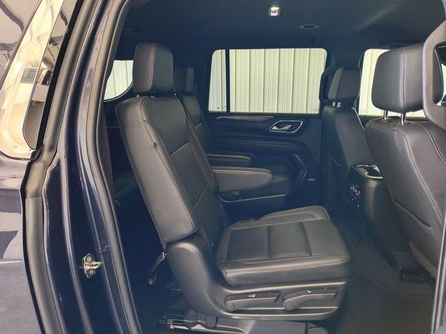 2022 Chevrolet Suburban 4WD LT